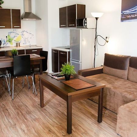 Apartament Centrum Gieldowa Варшава Екстер'єр фото