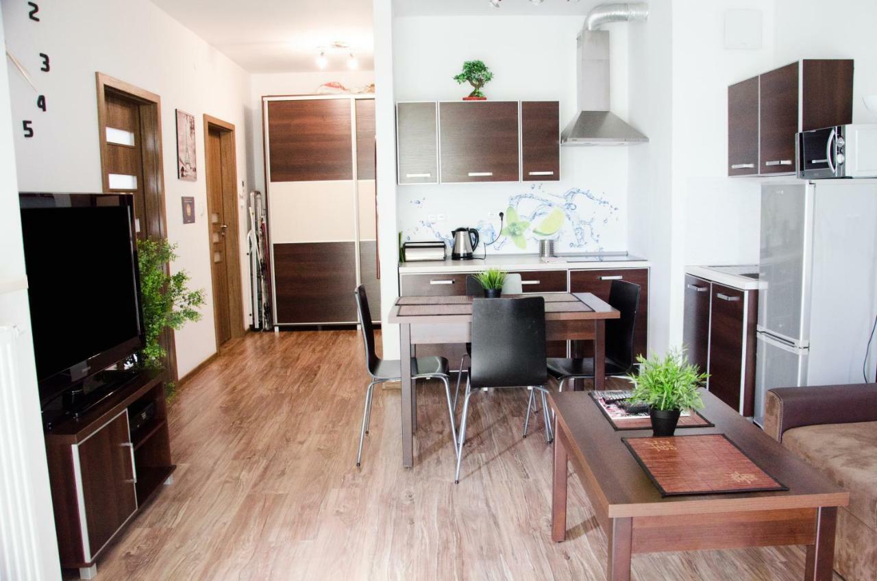 Apartament Centrum Gieldowa Варшава Екстер'єр фото