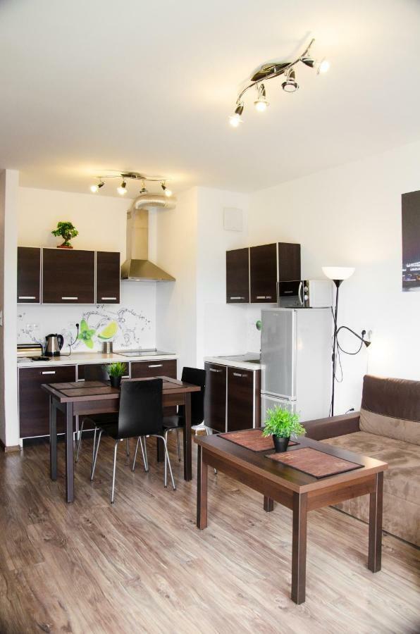 Apartament Centrum Gieldowa Варшава Екстер'єр фото